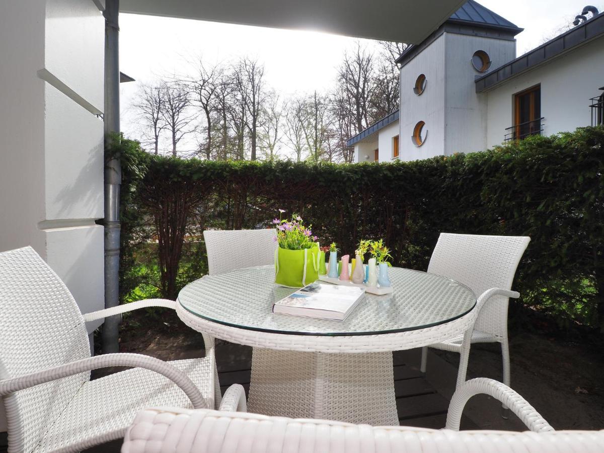 Kaiservillen Heringsdorf - Ferienwohnung Mit 1 Schlafzimmer Und Terrasse D201 Esterno foto