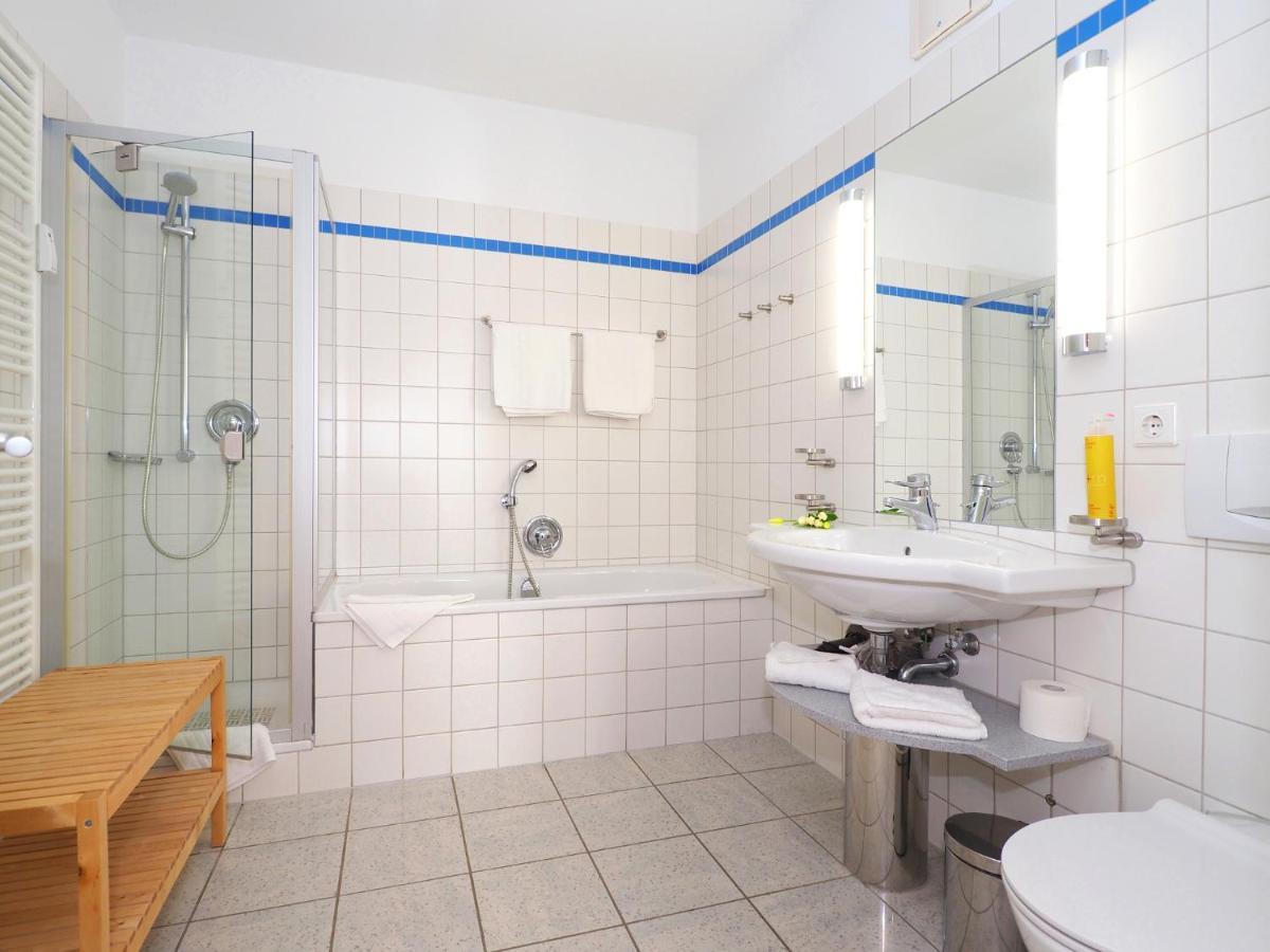 Kaiservillen Heringsdorf - Ferienwohnung Mit 1 Schlafzimmer Und Terrasse D201 Esterno foto